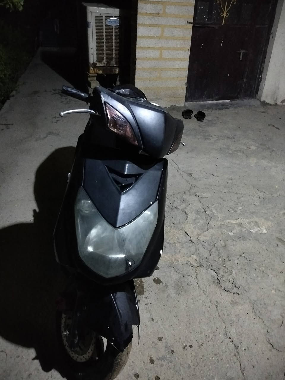اسلام عليكم سكنس فحل للبيع مجفت اول مره قبل 3ايام طلع بيه  صوت بل زنجيل وجفتت دراجه خير من الله  اوراق كامله  مكاني بغداد  الزعفرانيه  السعر 500وبيه مجال  حك الجيه رقم  ***********متواجد واتساب  و خط  💜
