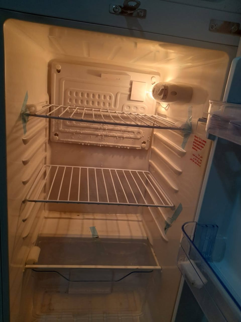 لا تفاصيل • نص بالصور • سؤال عن مكيف