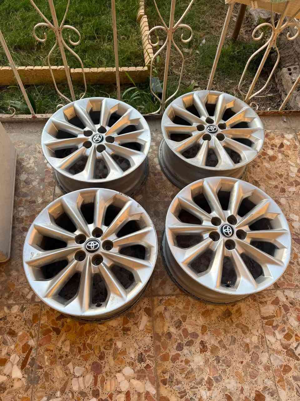 ويل كب 15 كورلا جديد مال وارد امريكي 23  

السعر 200 دولار 
بغداد شارع فلسطين
***********
