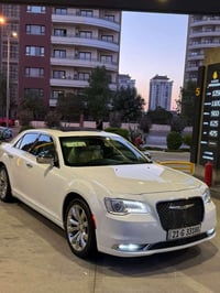 اوباما كرايسلر ماشيه   (٦٨)  موديل ( ٢٠١٦) السياره جديده بمعنه الكلمه ...