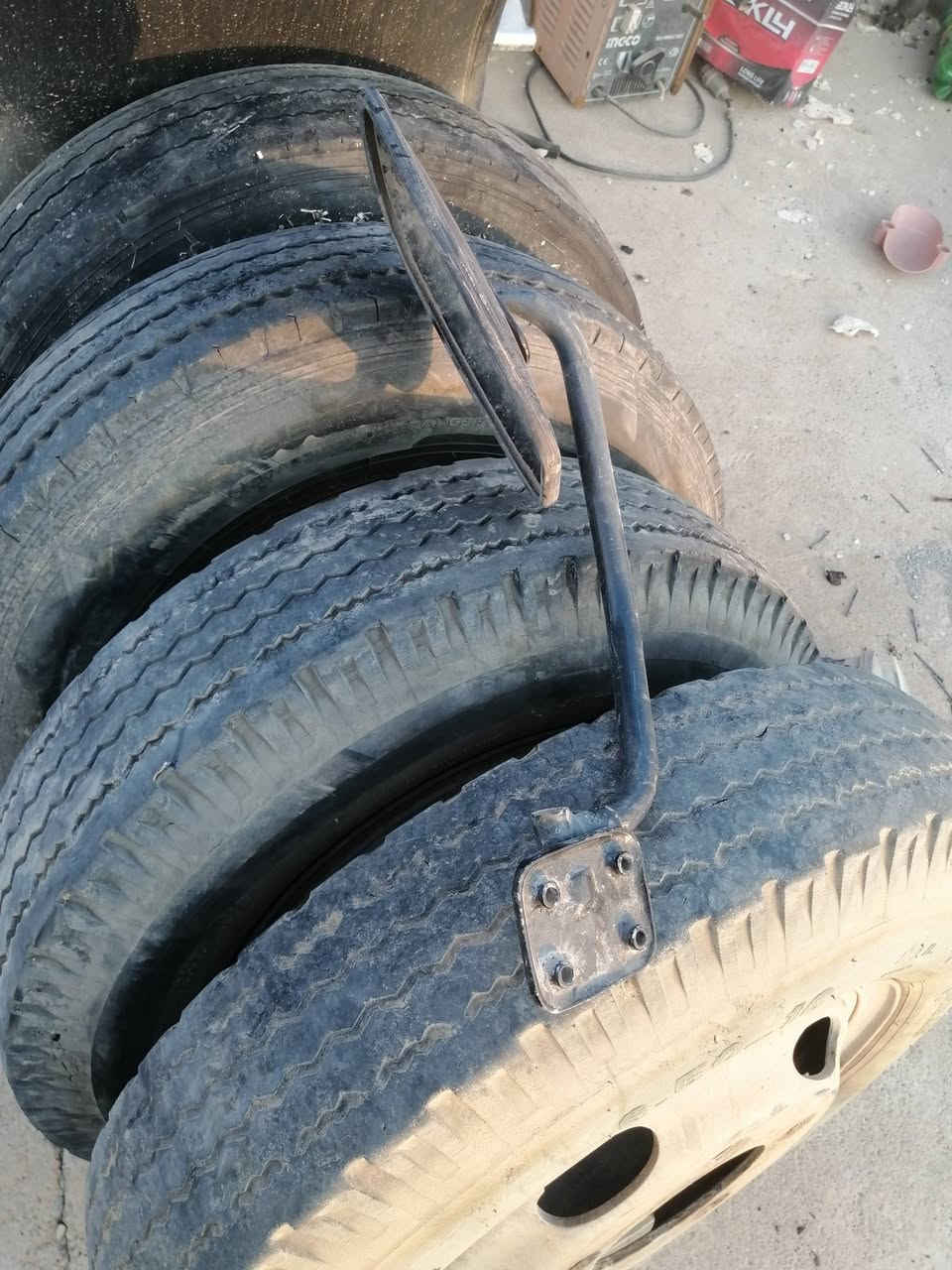 سلام علیکم ئەمئەشیایانەبۆفرۆشتن چوارویل عادی توێتا.یەک ویلوتایەی نیسان دوبلاجکتۆرناودەعامی هۆندا.چوارویلوتایەی هۆندا.دانیان چوبلیسەبۆتوێتاش ئەبێ .یەقۆڵەئاوێنەی نیسان لای سایەق.یەک چۆک فڵچی نیسان .یەک شوتە شوێنم تەکیەی کاکەمەند بۆپەیوەندی ***********@@یەک دیجەی
