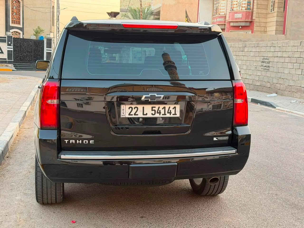 السلام عليكم شفرليت تاهو موديل 2018
خليجي وكالة المنصور بريمير
كفاله عامه ضربه وصبغ وتبديل وبارد 
رقم أربيل الجديد سنويه وهزه جديد
فول موصفات بريمير
محرك 5300بلاد برغي ما مفتوح
ماشيه 88KM حقيقي 
السياره جديده ع وضع الشركه 
العنوان البصره
السعر 385
رقم الموبايل ***********
