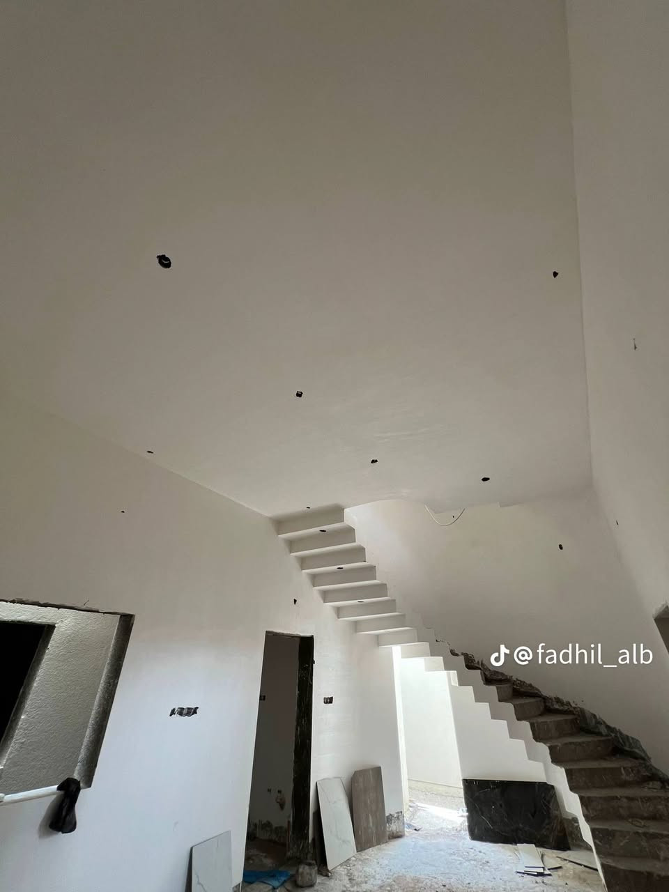 شغل مبيضجي منازل مقولات عامة بياض لبخ بناء ديكورات واجهة
***********
***********

نص مكتوب في الصور:
- @fadhil_alb