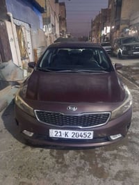 للبيع   كيا فورتي 2017  وارد امريكي  مكينه 2.0 دوش  ملاحظة :- السيارة ...