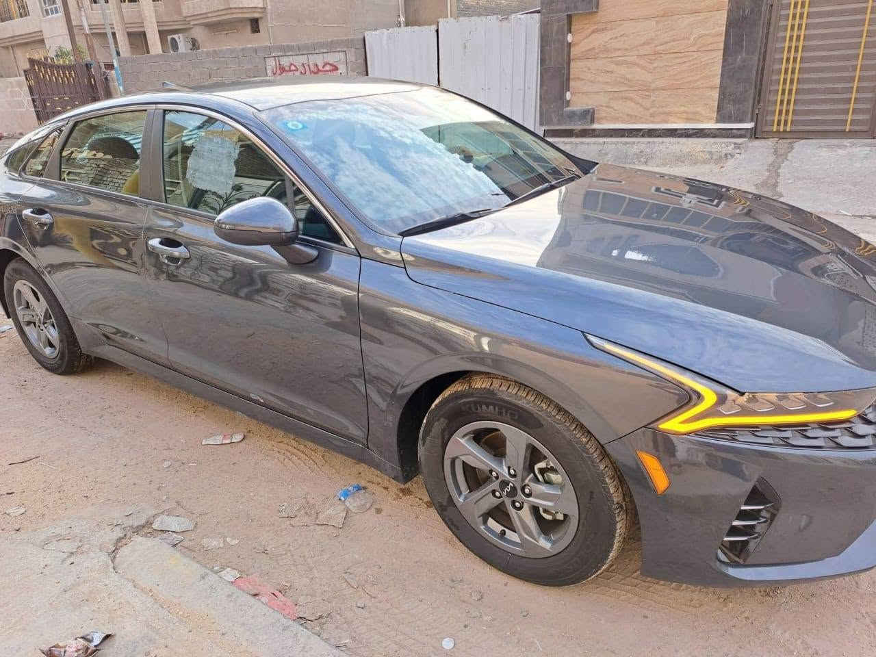 کيا كي 2023 الفئة lxs
محرك 1.6 تيربو
رقم بغداد رصاصي غامق
وارد امريكي ضربة خلفية موضحة بالصور مبدل قبغ جنطة
ودعامية ومصبوغات نفس اللون مطابق وصبغ بالبدنة وبارد
بالباب موضح بالصور
ماشية 22 الف ميل
مواصفات : بصمة تشغيل وابواب وتشغيل عن بعد
رادار امامي وخلفي ونقاط عمياء وتوقف ذاتي
تحديد مسار ومثبت سرعة
شاشة كار بلي واندرويد اوتو وايرليس
هاند بريك كهربائي بصمة
اوتو هولد
العنوان بغداد شهداء السيدية
السعر 163 $
*********** : لتواصل
