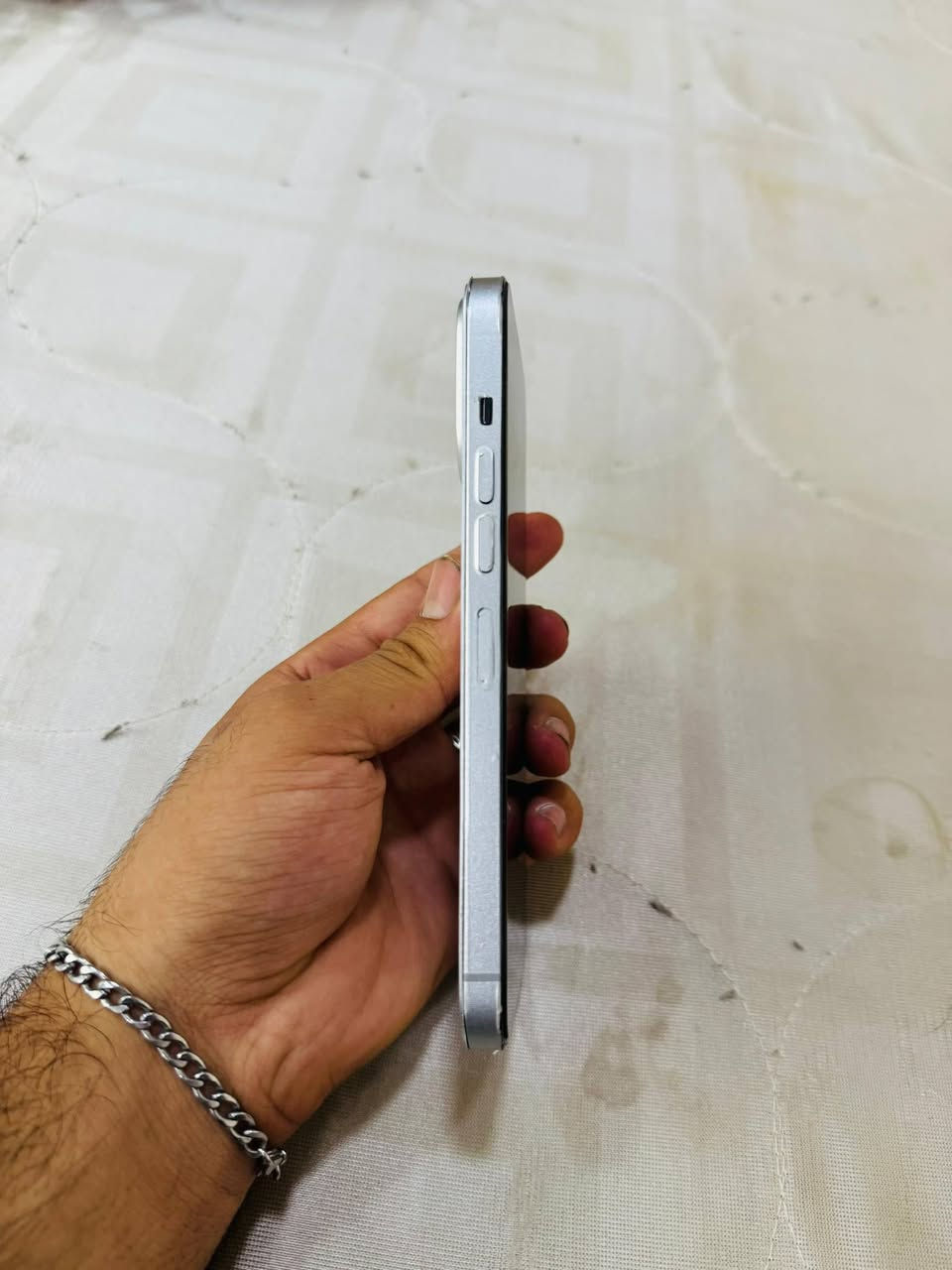 ايفون 13 برو ماكس جهاز وتر ما مفتوح ابدد عربي AAA
شرق اوسط لون بحري الجهاز كله شغال اي نقص ما بيه فقط ضهر مفطور ومتوقف سيمكارت س 375 قفل غير قابل للعمله مكان بغداد زعفرانيه ***********
