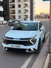 🚗 للبيع: كيا سبورتج 2024 – وارد خليجي ضمان الدولية  📍 مكان السيارة: بغ...