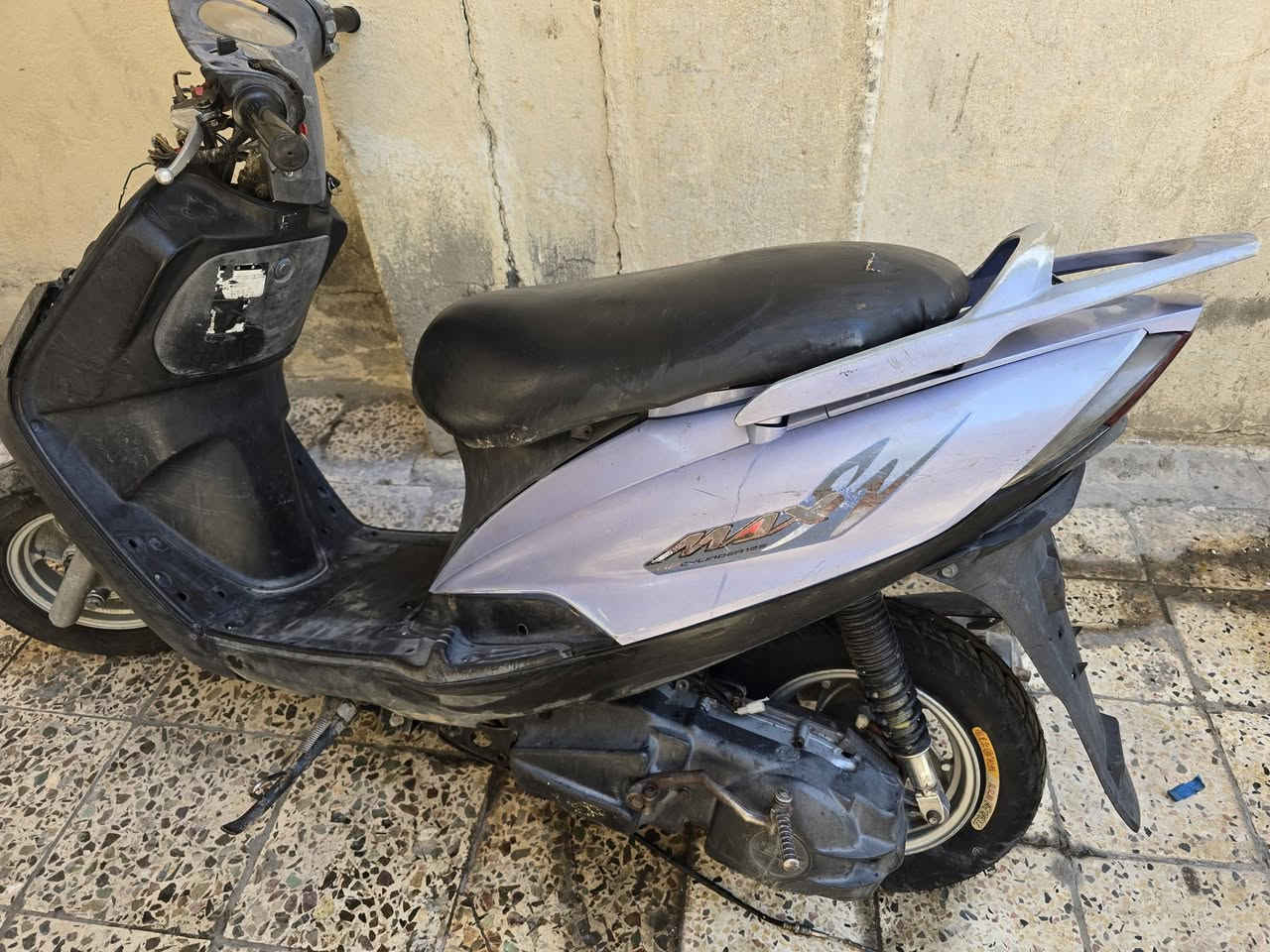 تفصيخ ماكس 140 شغاله مكينه ناعمه شتريد غراض موجوده عل فحص *********** مكاني الشعله حي الجوادين
