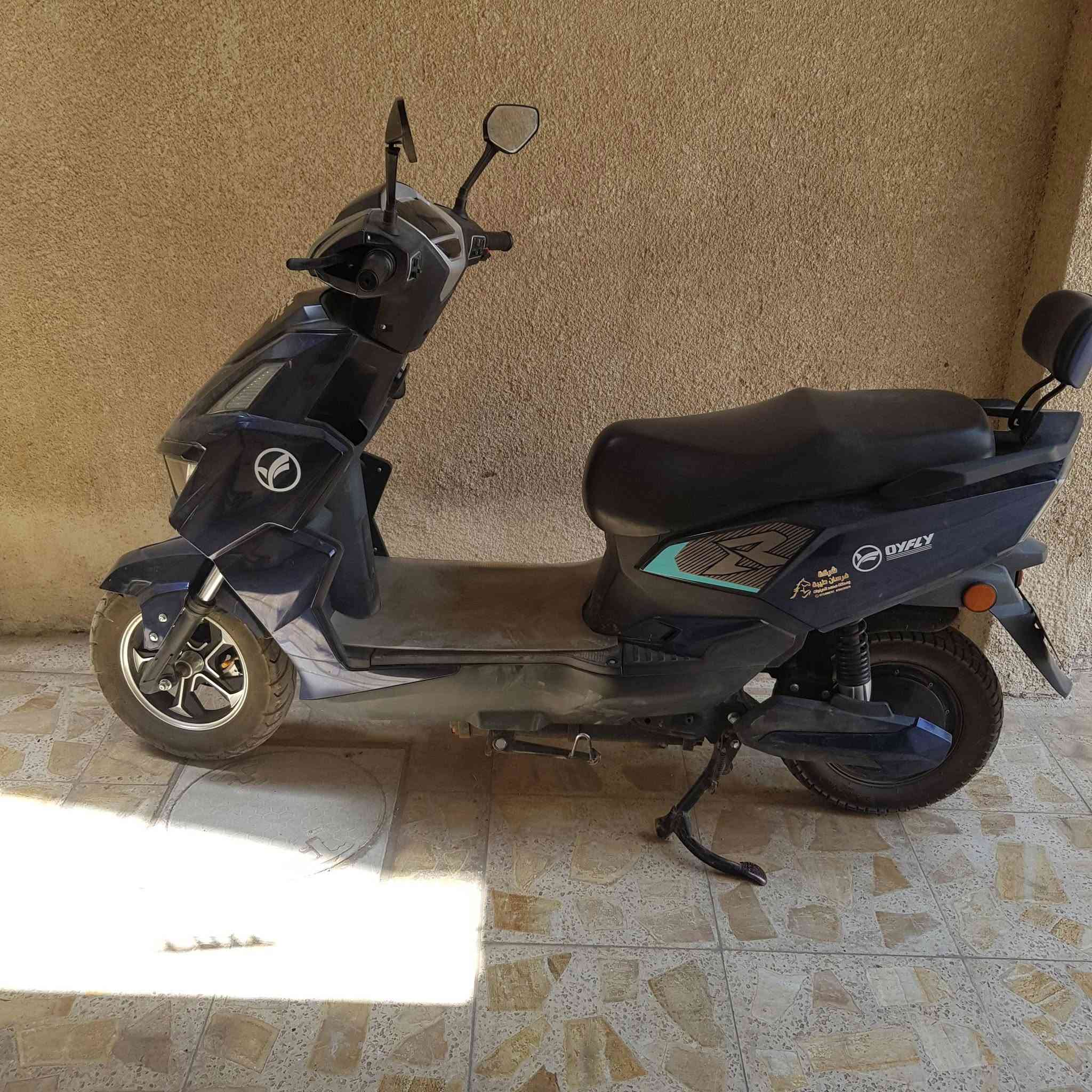 فرسان طيبة دراجة ممتازة يحتاج تبديل ويل وملف فقط ترجع بلادية مكاني بغداد المواصلات. ***********
