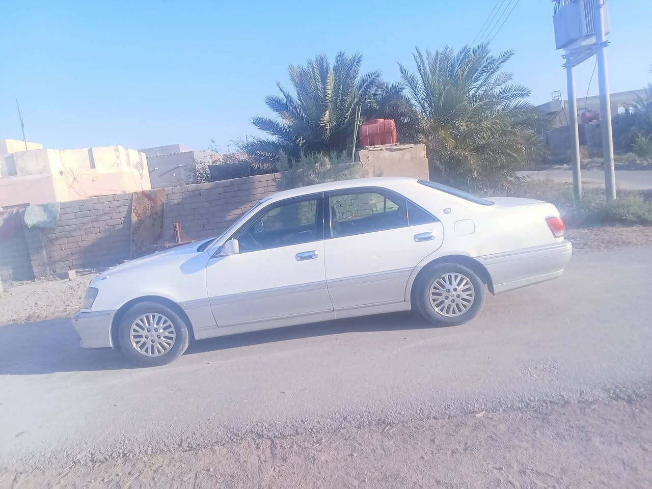 سلام عليكم سياره ملكه للبيع كفاله عامه من الكص ونقل جثه وضربه مكفولات رقم بصره موديل 1999 دكمتين الاستفسار ***********
