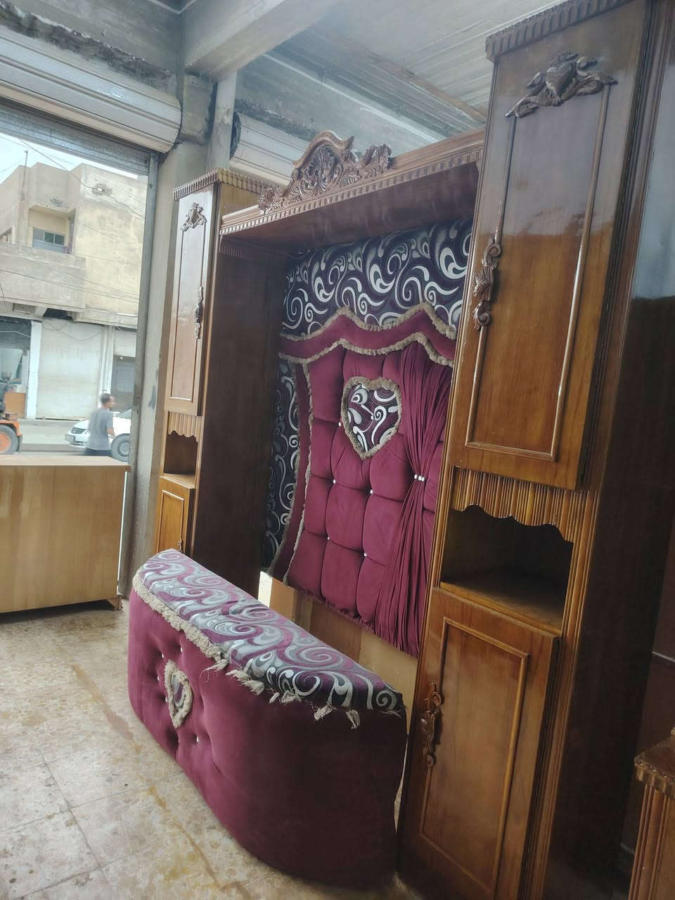 غرفه نوم • اثاث ثقيل • للبيع