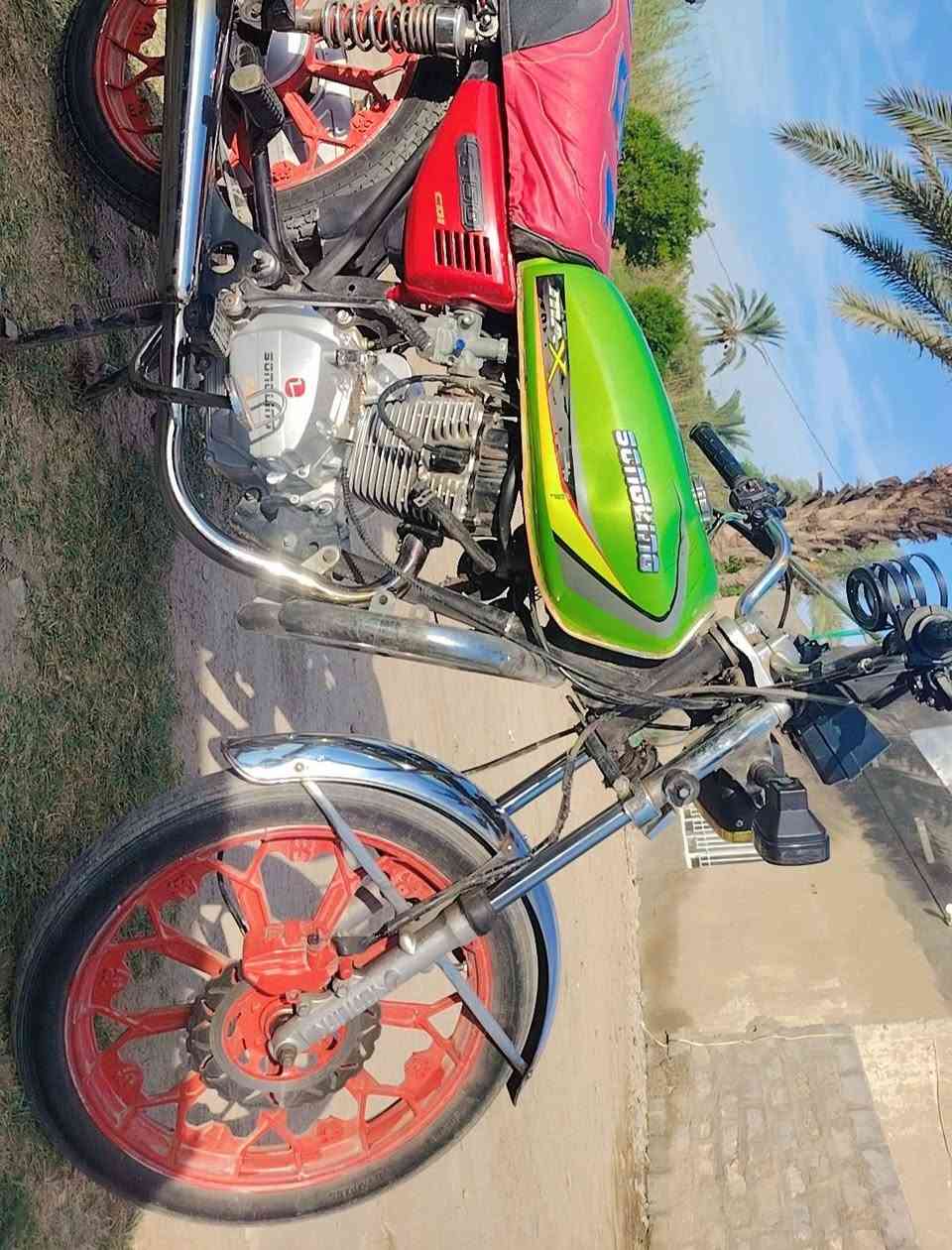 السلام عليكم. دراجة للبيع موديل 24 محرك 150cc كهربائيات جاهزة كلة شقال دبل اشارة كلوب امامي عالي وناصي تاير خلفي قبل 4ايام من شديتة جديد. تشتقل سلف. باتري جديد. وياهه سويچين. دراجة جاهزة 
بدون اوراق
سعر 475 بيهه مجال . مكاني اللطيفية
***********
***********
