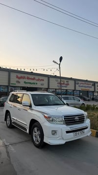 لاندكروز • ٢٠١٤ • رقم بغداد