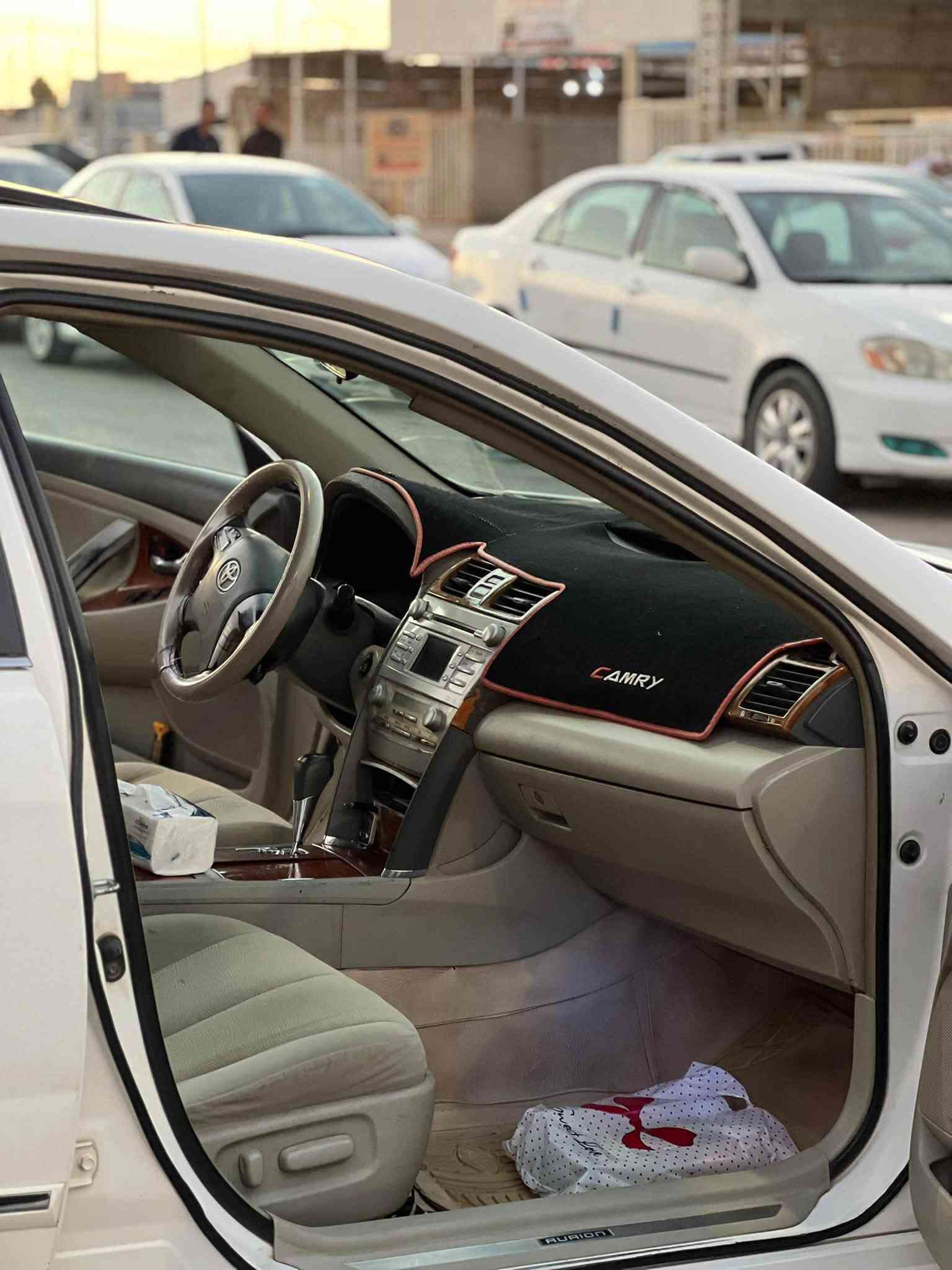 السلام عليكم
تيوتا اوريون 2009 للبيع 

مواصفات فول للأخير 

فتحة سقف بصمة كشن كهرباء رادارات برده خلفيه والمواصفات المعروفه 

كير محرك بشرط صدر نص عمر تايرات جديد كهربائيات كلة شغال سنويه جديده رقم كركوك تحويل بشرط 

السياره صبغ عام بدون دواخل او شاصي او كص كفاله عامه 

السعر ٦٥ $ وبيها مجال

 

المكان / صلاح الدين بيجي 

للاستفسار/ ***********
