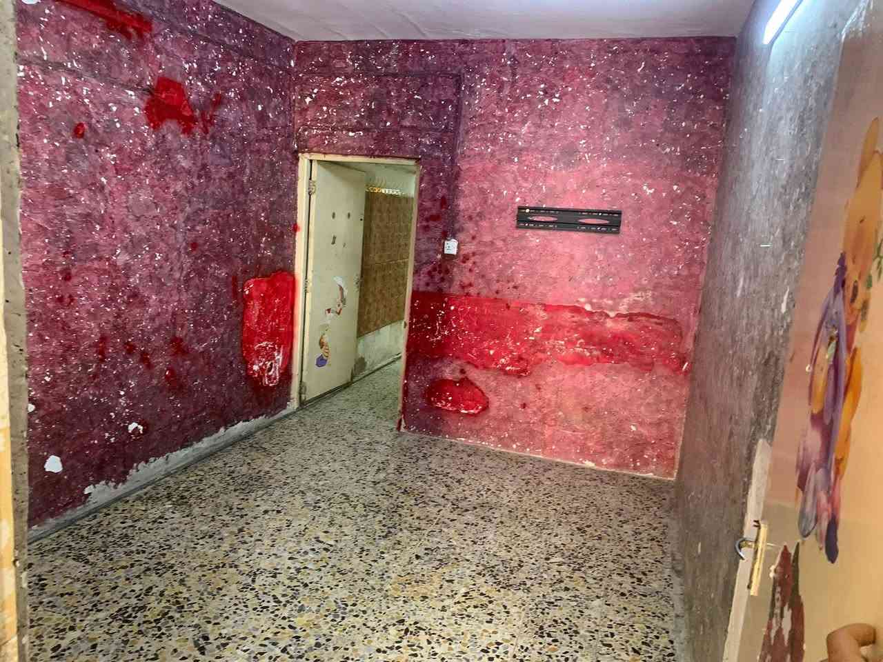 السلام عليكم مشتمل 50 متر للايجار ، حي العامل خلف الهايبر ماركت ، الشارع الخدمي ، يحتوي على مطبخ وخدمات وهول وغرفة ، ***********
