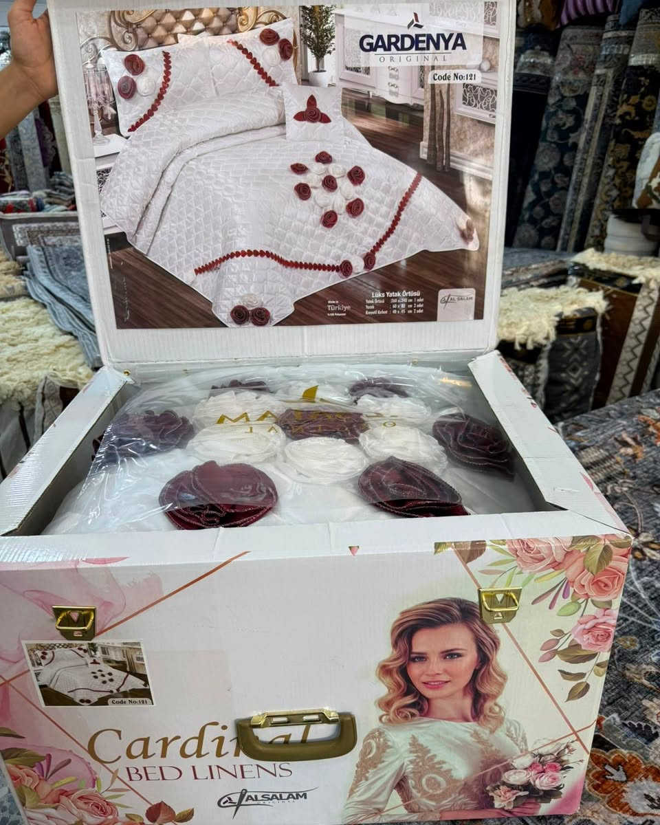 توفرت فرشة عرس 
والسعر عررض يومين ب49
للحجز والاستفسار مراسله الصفحة او وتساب 
***********
