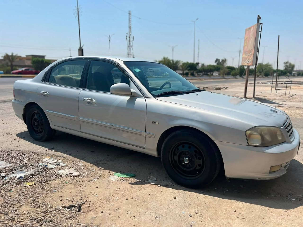 السلام عليكم 
للبيع ابتيما 2001
مكينه وكير حداديه مكفولات 
السعر 45وبي مجال الاستفسار الاتصال على الرقم ***********
