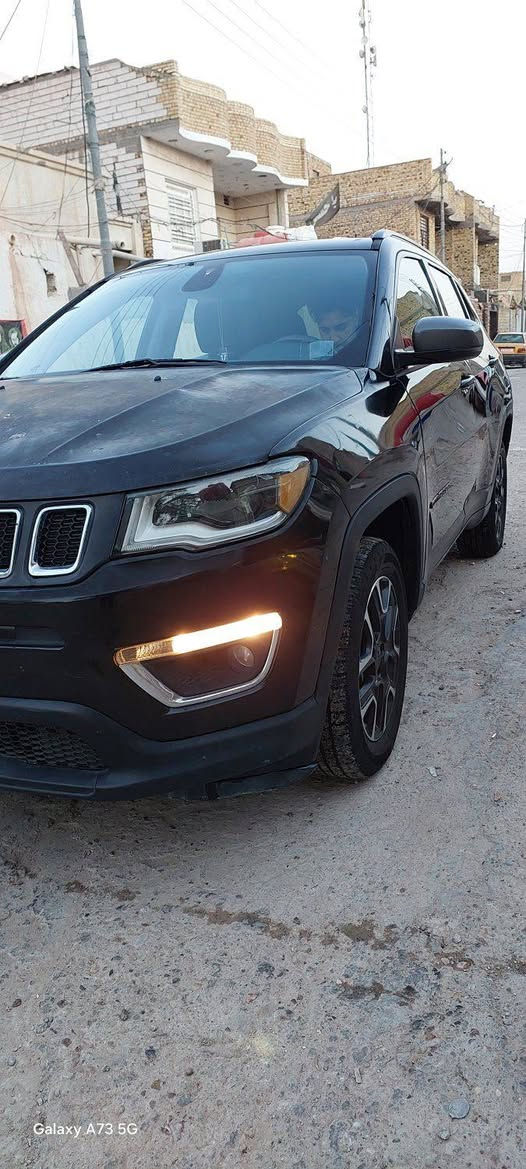 Jeep 2020
جيب كومباس تريل هوك 

موديل 2020 

وارد امريكي ضربتها جاملغ وبنيد فقط 

4 سلندر محرك 2400

ماشية 72 الف قابل للزيادة 

بصمة، تحكم ستيرن، مثبت سرعة، 

حدادية 

تبريد قطعتين ثلج

رقم ميسان  وشرط التحويل

باقي التفاصيل للسيارة معروفة 

السيارة جاهزة
مكان السياره ميسان العماره
 للأستفسار 
***********
***********
