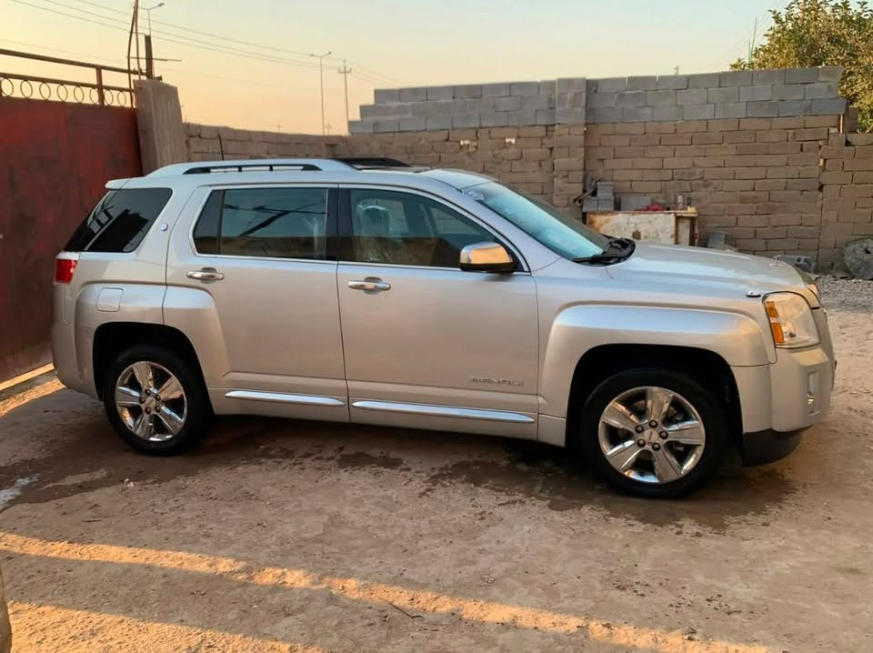 جمسي تيران دنلي ٢٠١٣ فول مواصفات سعر مناسب واخو البلاش بيع مستعجل 88 ورقة
وارد امريكي حادثها جاملغ وبنيد وهنا بالعراق نضرب الجاملغ الثاني يعني تلث قطع والباقي كفاله الي يدور سيارة سفر واقتصادية بالداخل وعائليه بسعر مناسب

السيارة سته سلندر 
حساسات امامي خلفي
رادراات مانع اصطدام 
تحديد مسار 
كشنات جلد تدفئه وتبريد 
مري كهرباء وقلاب
سلايد 
نقطة عمياء 
بك لايت لد والامامي عدسه 
ويل كروم 
سستم سماعات بايونير 
شاشة لمس 
وبيها هــواي مواصفات والسيارة كلها مختمه دنلي
 جاهز لتحويل ثاني يوم 
مكانها البصرة / قضاء القرنة
السعر 88 ورقه قفل 
***********

