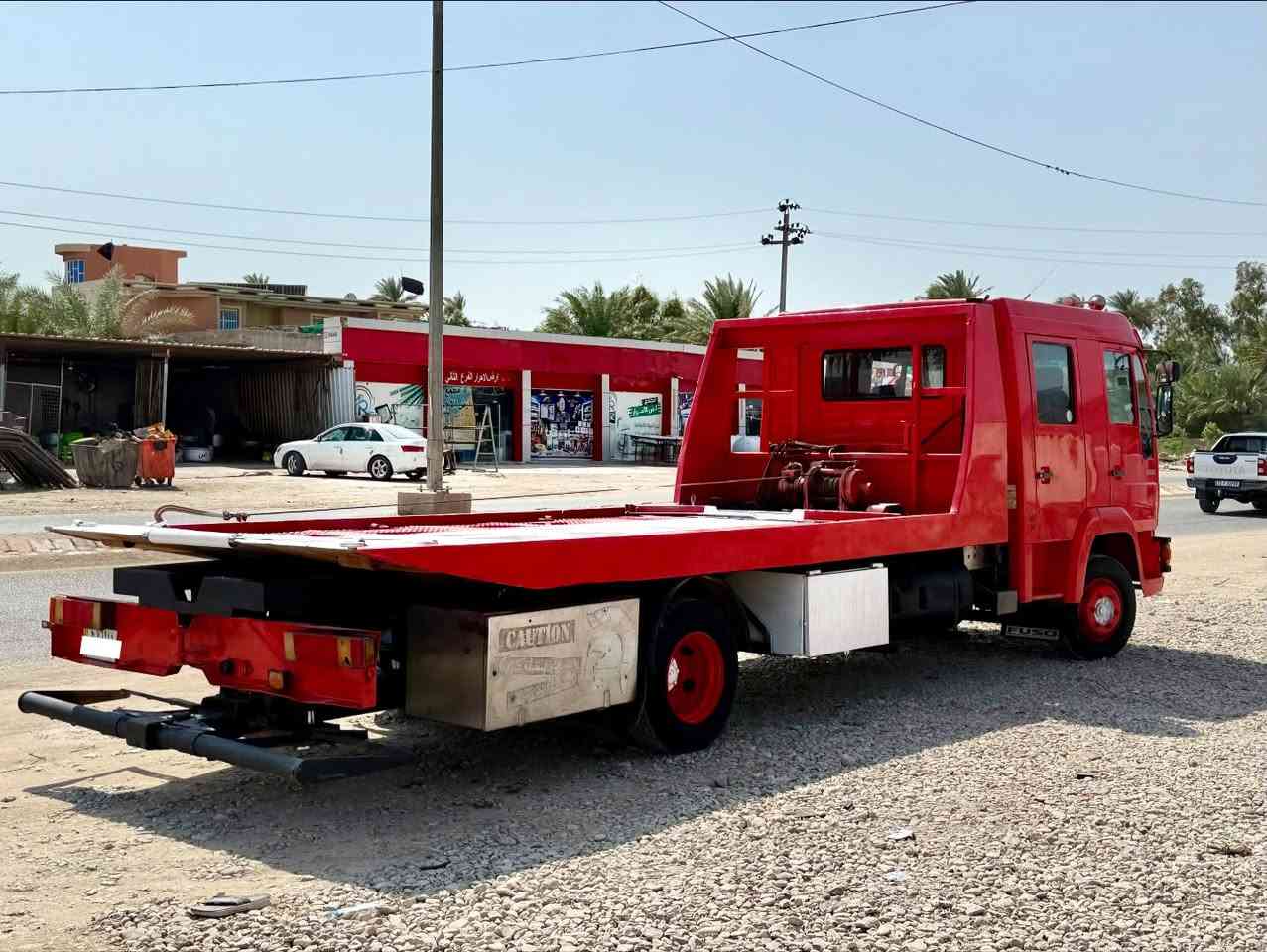 #للبيع او #مراوس بصالون او كيا حمل فقط 
مان دبل قمارة موديل 2000 بدي نزال وخاشوكة بلادي سياره جاهزه من كلشي محرك كير تخم تاير كله نضيف سياره صبغه جديدة عوزه فقط ترتيب كماليات ونشرات بدي رقم بغداد الماني مداور ثاني يوم مكاني بابل ناحية الشوملي 
***********
