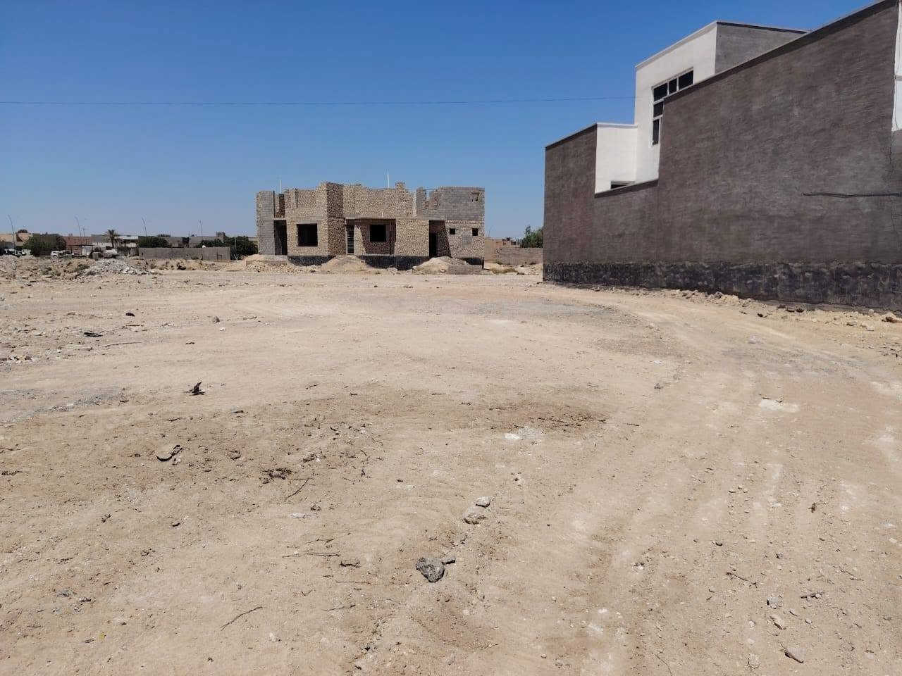 قطعة أرض للبيع ركن  على شارع 40 متر 
طابو صرف في حديثة خلف معارض حي العسكري 
المساحة:261م
السعر:18 مليون قابلة لتفاوض 
للاستفسار الاتصال على الرقم 

((***********))

((***********))

عنوان المكتب:: الانبار حديثة حي العسكري مقابل أسواق علي نصيف
