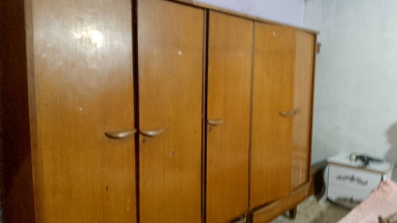 السلام و عليكم غراض بيت البيع كلهن تصال رقم مامتوجد عل فيس ***********وتس
