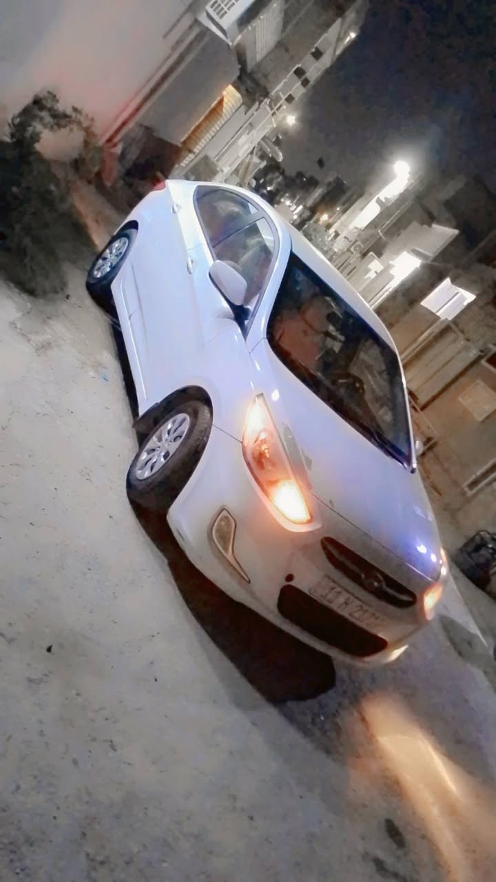السلام عليكم اكسنت موديل 16 للبيع فول مواصفات لون ابيض وداخل جديد لون اسود من بيع البياع وشراء رجاءا بدون احراج (***********) (سيد هاشم) (سعر 90$)
