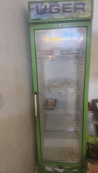 عارضه عاموديه المكان الشعب شارع الصحه السعر ٢٥٠ الف للتواصل ٠٧٧٠٣٣١١٨٦...
