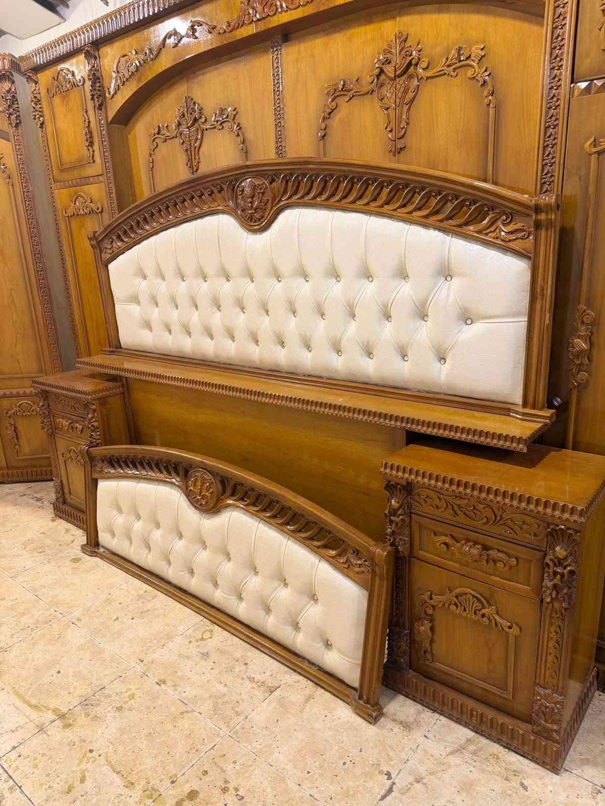 💥 غرفه للبيع 💥 وبعرض خاص ومغري 😱
توفر لدينا من جديد غرفه صاج 6 أبواب ملحق شغل درجه اولى توصي نقش زان 5ملم فول نظافه اخو الجديد
للاستفسار وتساب *********** مباشر ***********
ومستعدون لشراء الغرف النوم المستعمله و الكناتير
