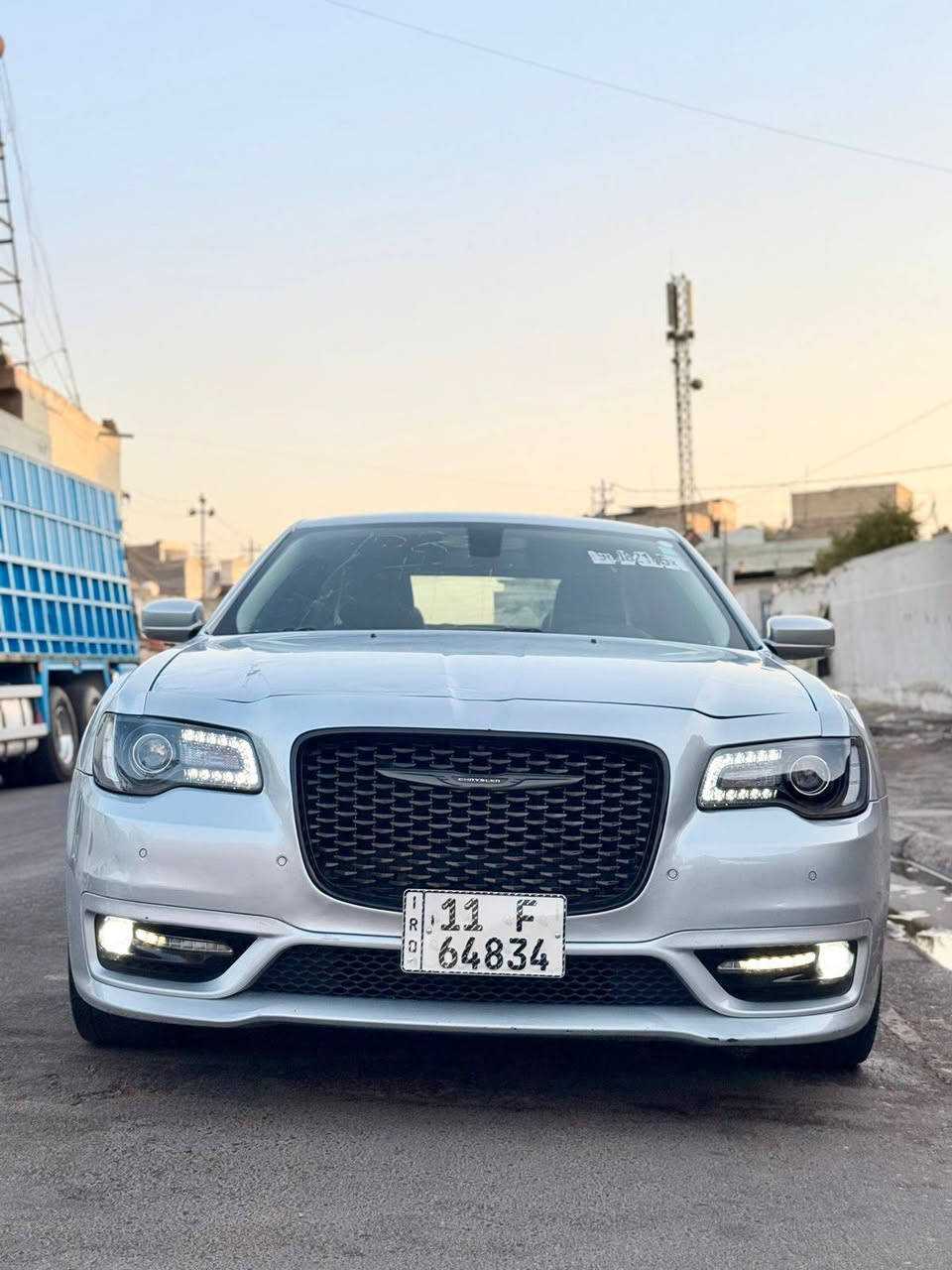 سلام عليكم
أوباما كلايسلر 

دخول جديد كتاب ضباط 
تحويل مباشر 

موديل 2022

فوول مواصفات عدا الفتحه 

حساس امامي خلفي 

رادار جانبي 

اشاير مريء 

كشنات جلد 

تدفئه / تبريد 

تحكمات ستيرن 

مثبت سرعة 

الحادث : بدون اي تبديل البنيد نفسيته مصلح هوه ودعاميه 

مكان بغداد 

سعر خاص 

***********
