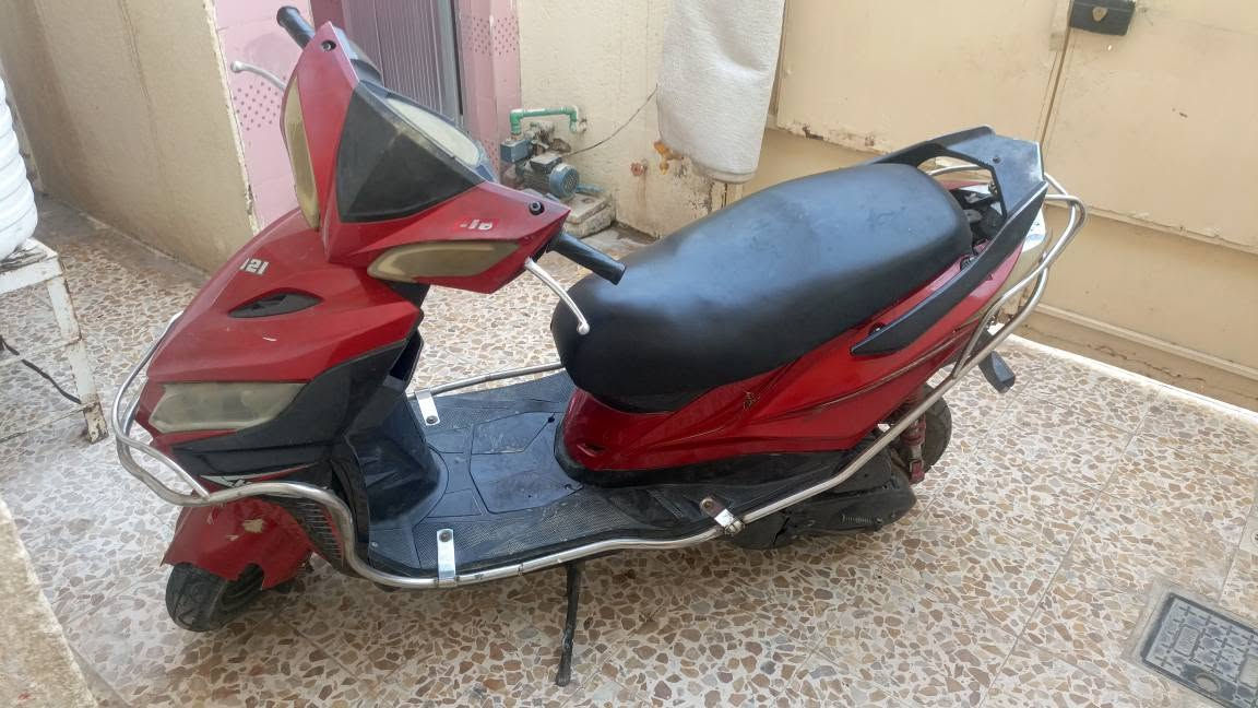 سلام عليكم دراجه جامبو للبيع نضيفه السعر 325 العنوان الماجديه سيد جميل للستفسار لتصال ع *********** عمارة, ميسان
