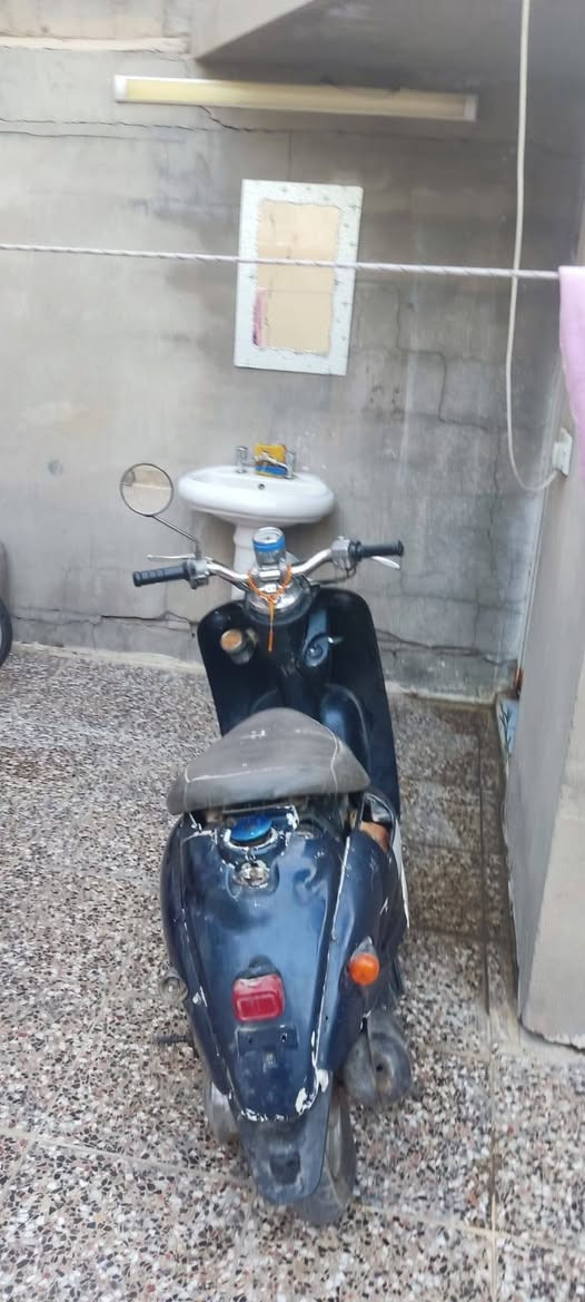تجفيت جديد وكابريتر جديد بس اني لعبت بي ومشتغلت بعد جوزة جديدة ولايت وتايرات اخو جديد  ابيعهه هيج على هذا الوضع سعر 100 قفل مكاني سلمان باك *********** متواجد بعد ساعة 12 الظهر والرقم بي واتس
