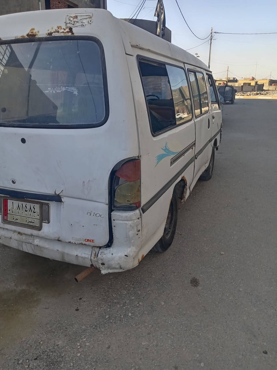 هونداي  موديل97 موجودة في السماوة مكينا بستا  السعر 10ورقة بيهة مجال سنوية ضائعة  راعي موجود تلفون  ***********
