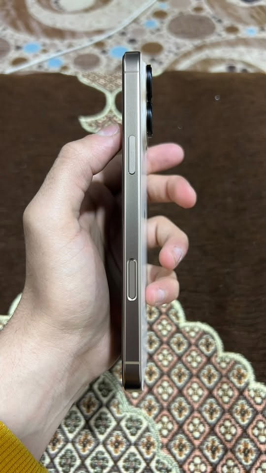 16 برو ماكس للبيع
ذاكرته 256 

بطاريته 90 

دبل سيم كارت 

نموذج Za 

نضافته 100 شخط واحد مابي ولا طخات 

لون ذهبي مميز 

مايعبر هوه ولا مفتوح شرط 

للاستفسار خابر عل رقم او تراسل واتساب 

***********
