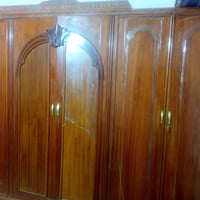 غرفه اخشاب • ٦ ابواب • ٢ كومدي