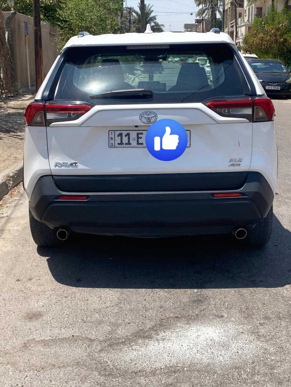 السلام عليكم
تويوتا راف فور للبيع وارد امريكا موديل ٢٠٢١  لون أبيض

بانزين فقط حادثه جاملغ وقبغ الجنطه فئة xle 

بدون ايرباك فول مواصفات

فتحه سقف

تحكم ستيرن

بصمة تشغيله

دخول ذكي

دفع رباعي

كشنات تدفئة

صندوق كهرباء

رادر امامي جانبي

مكان السيارة بغداد

السعر/. 198

للاستفسار/ ***********@
