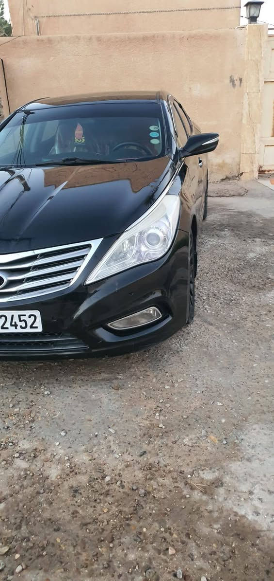 أزيرا للبيع فول مواصفات عده الفتحه بصمه كشنات جلد تدفئه تبريد شاشه جبيره GBS ملاحه حساسات امامي خلفي كامره خلفيه اشاير بالمري السياره جاهزه للأخير مكينه كير حداديه كفاله تبريد ثلج مكينه بانزين 2400 جديده السياره حلوه متومه وجاهزه سليمانيه الأنكليزي مكاني نجف السعر 42 وبيها مجال بسيط ***********
