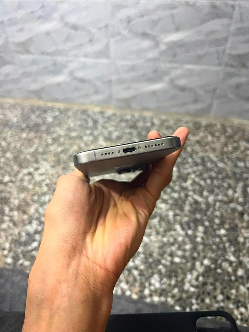 15برو ماكس شرق اوسط دبل سيمكرت شخط مابي وتر ممفتوح بطاريه 88 والذاكره 256 سعره 950 مكاني بغداد حي الجهاد ***********
