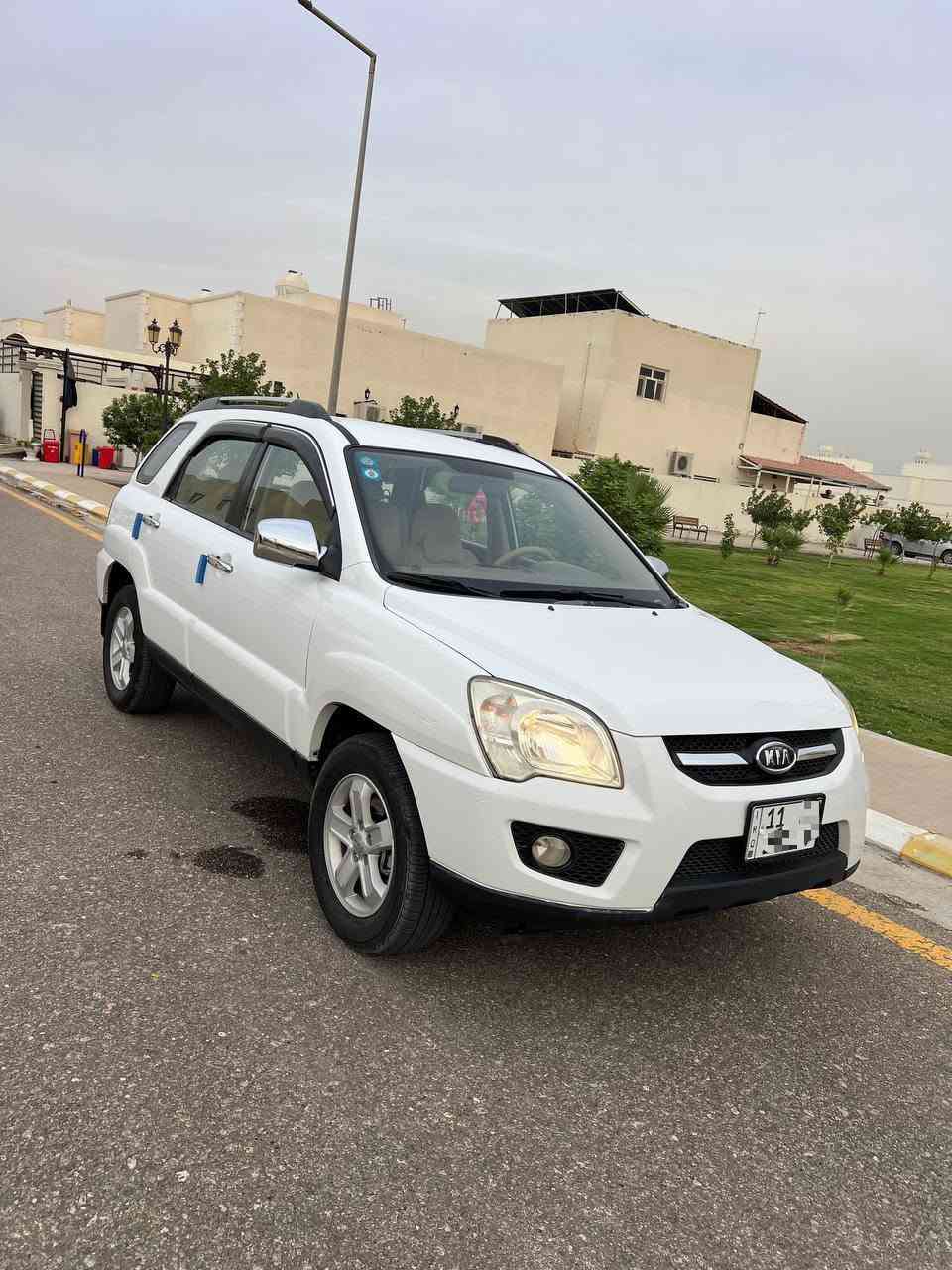 سبورتج 2010 نضيفة كلش
غنية عن التعربف اقوى موديل 
مكفولة من قطرة الصبغ 
مكينه 2000 دوش المرغوب لا بخار ولا نفخ ولا تنقيص 
تبريدها ثلج كير مكفول حداديه وتايرات كلها جديده 
دواخل بيجي.وصاج زلغ ما بيهن 
سويجات الشركة ثنين 
السيارة رقم بغداد انكليزي سنوية  جديده 
تحويل نفس اليوم بعقد مروري حصرا
مكاني ديوانية 
***********
السعر  117 وبيها مجال بسيط شرط تجي تفحص
