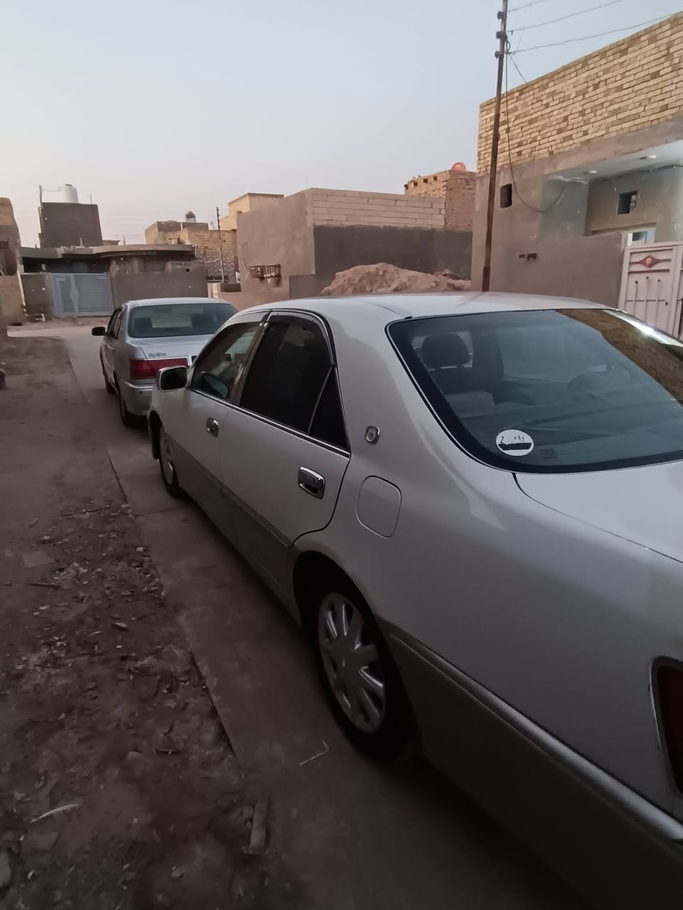 السلام عليكم للبيع فقط ⚡⚡
ملكه كراون 2003خضراوي محزم كرستال اصل شرط طك كارتون
#حاويه كفاله من الكص متوم شمالي طبق الاصل 
محور بصمه وتشغيل عن بعد1️⃣
3دكم برده خلفيه 
كشنات كهربائي 4
ويل نجمه تخم تاير جديد 
حداديه 100% 
تبريد ثلج تدفئه 🥶
سنتر لوك تقفيل وتفتيح جام اوتو
سياره مزوعه مواصفات 
سستم سماعات دمام شاشه تاب تحكمات بشاشه
محرك ديفور وكير بجيس شرط 
مكاني ناصريه شطره السعر 44 وبيها مجال للشراي
***********
