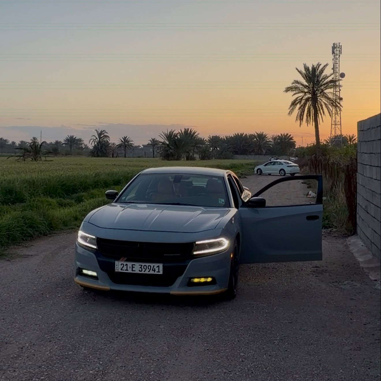 للبيع جارجر 2020 SXT
🔹 الفئة: SXT
🔹 اللون: سموك مميز جدًا 🤎
🔹 الممشى: 80 ألف ميل
🔹 الحالة: سيارة نضيفة جدًا وما بيها نواقص، جاهزة للاستخدام.
🛠️ الضرر:
جاملغ مصبوغ بدون دواخل والباب  بيه طخه بسيطة تقريبًا نص شبر. فقط معدله ع بارد
السياره باسمي 
صوره الضرر ملحقه 
السعر : 225$
موقع السيارة (الانبار-الفلوجه)
للاستفسار : ‭***********‬

نص مكتوب في الصور:
- BIDIMNAH
- Iraq
- 000-29175267 - 12/16/2020 - IAA BidFax.info