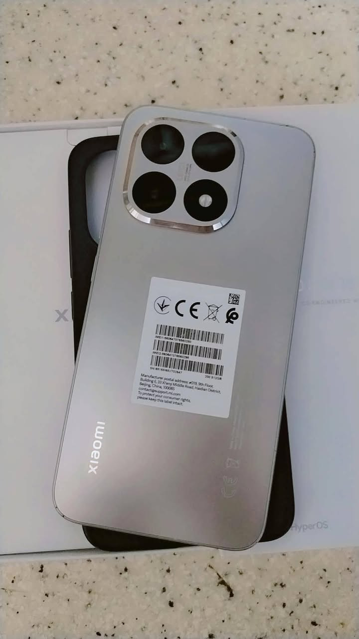 شاومي Xiaomi 15T
ذاكره 528
رام 16
بطارية 97
كامل ملحقات مكفول نظافه فول 
سعره 575  
مكاني كربلاء للتواصل ***********
