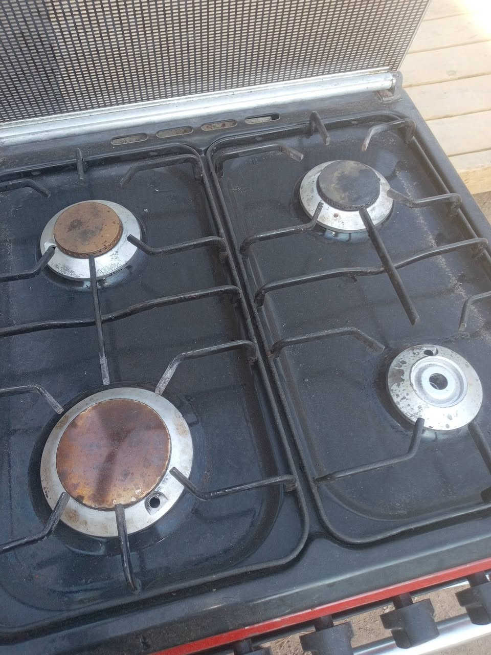 طباخ مصري البيع اخو جديد
***********
