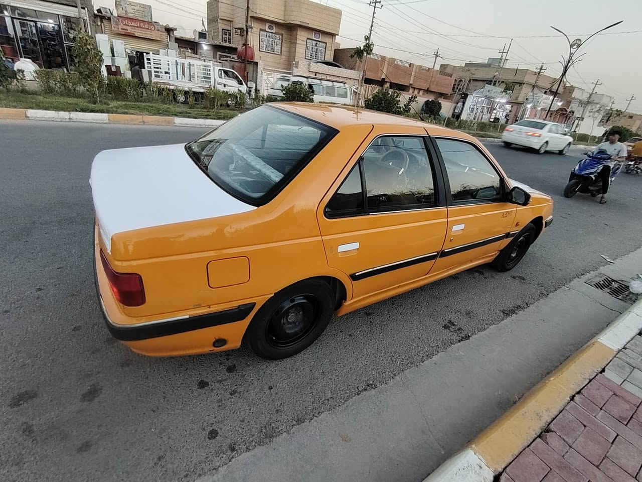 سلام عليكم 
بيجو بارص موديل 2020
منظومة غاز بانزين بنيد مبدل 
تحكم ستيرن شاشه كامره 
تبريد شغال 
سنوية جديده بأسمنه 
رقم جديد انگليزي هزه جديده
سعر56 وبيها مجال 
مكانها كربلاء 
***********
اتصال فقط وبيك خير وادلل
