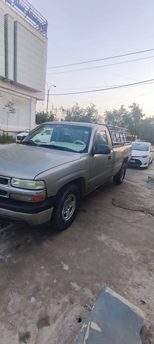 شوفرليت للبيع موديل٢٠٠٢ سنويه جديده رقم نينوى أنكَليزي مشروع وطني نظام غاز وبنزين ٦سلندر السعر ٧٠ ***********ابو مكان السياره كركوك
