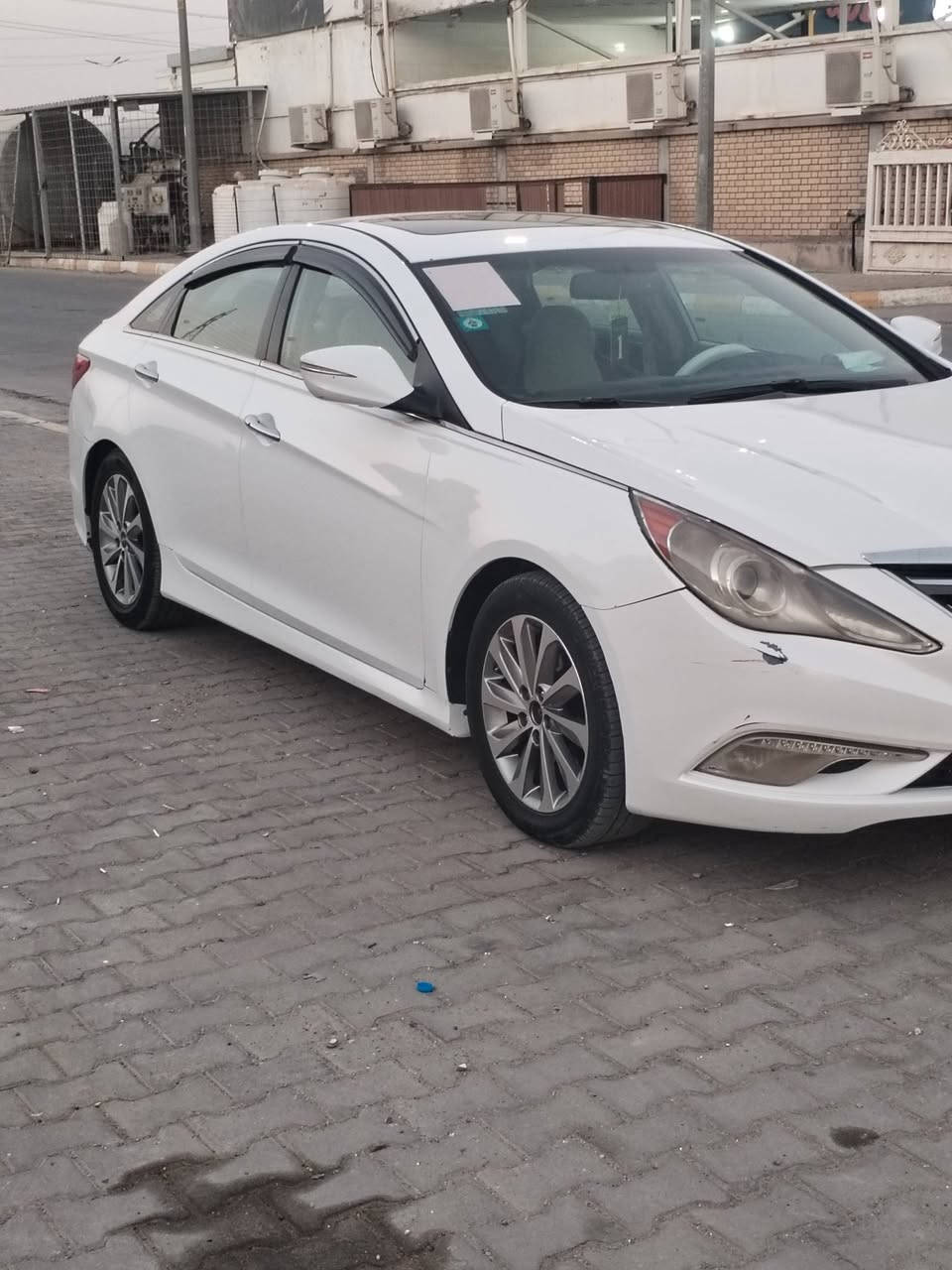 سلام عليكم سوناتا2014فول مراصفات1/1كير ومحرك وحدادية كفالة تخم تاير جديد محرك2400رقم بابل  انكليزي سنويه ال2027 تبريد ثلج قطعتين مال جناي السيارة تراي بلكارتون 
للاتصال ***********
مواصفات السياره
بصمه 
بني روما 
حساسات
تبريد قطعتين
كامرة
كشنات جلد كهرباء
تدفئة تبريد بلكشنات

