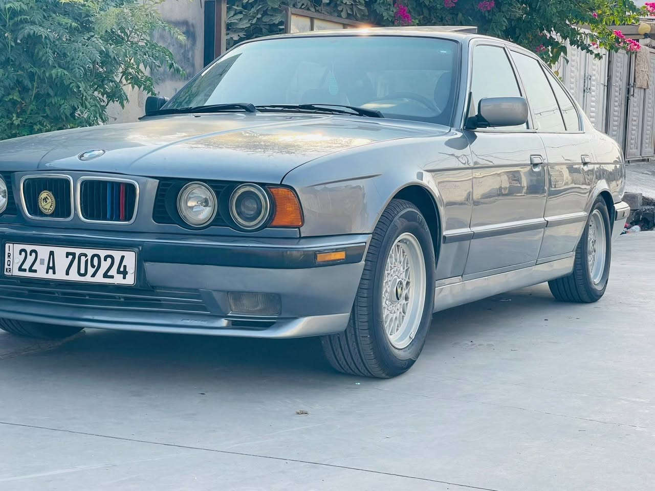 🔥 فرصة حلوة لعشاق السيارات الكلاسيكية والـBMW… موديل 1991 بمواصفات مميزة وحالة تستحق المشاهدة! 🔥

🚘 للبيع BMW موديل 1991

🔹 فول مواصفات
🔹 كشن كهربائي
🔹 فتحة سقف
🔹 قطعتين تبريد
🔹 بدون حادث
🔹 رقم أربيل وباسمي
🔹 بيها دفتر بنزين
📍 مكان السيارة: كركوك

📞 للاستفسار والتفاصيل أكثر:
***********

يرجى الاتصال بصاحب السيارة مباشرةً.
