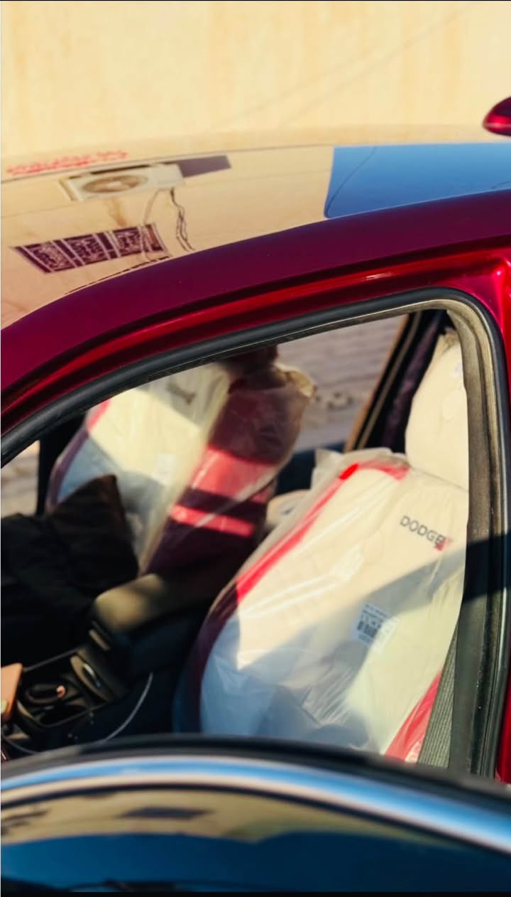 جارجر 23 اصل 
مكينه 3600
رقم بغداد مشروع وطني 
لون كرزي 🍒🍒🍒السياره GT
كير مكينه كفاله 
كامره دواره 
بصمة ابواب 
حساسات خلفيه 
كروس سرعه 
تحكمات ستيرن 
بصمة ابواب وتشغيل 
شاشه كبيره 
تشغيل عن بعد 
كشن كهربائي 
  
حادث السياره سرقه قطع وراجعات نفسهن
المكان ميسان  
 السعر 180 وبيه مجال قليل 
للتواصل ***********
