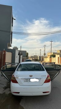 جيلي امجراند  C7 2013 حجم 18فول توماتيك مواصفات تبريد ثلج تدفئه سلايد ...