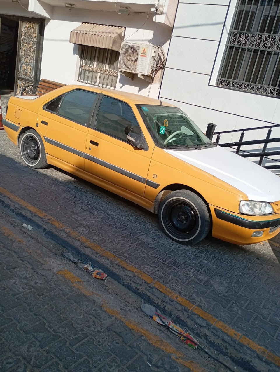 سلام عليكم بيجو بارص 2015
محرك بدايه تبخير قليل كلش تبريد شغال رقم نكليزي 
خياسات بيهة قليله بدون ضربه قويه حداديه 70/100 والباقي تجي وشوف سعر 30 وبيهة مجال ***********
